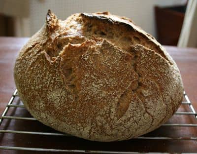 Egyszerű házi kenyér