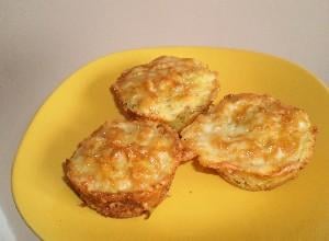 Fokhagymás, sajtos muffin