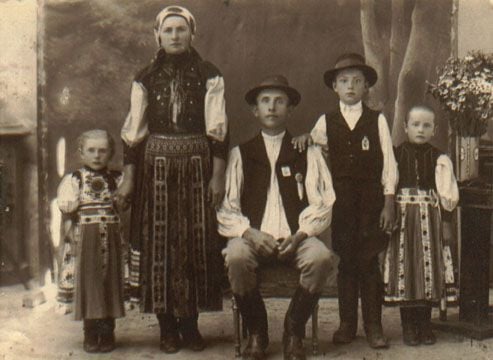 A határon túli magyar kisebbségek
