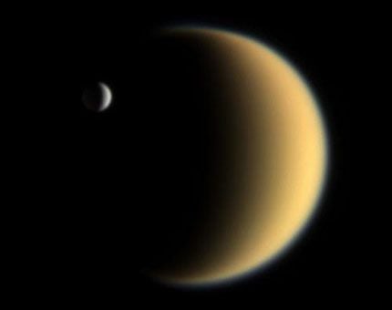 Két furcsa hold: Enceladus és a Titan