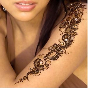 Henna mint divatkiegészítő