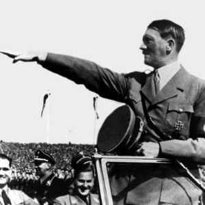 Adolf Hitler színrelépése