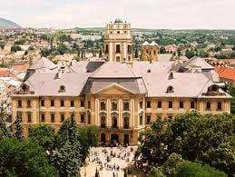 Eger látnivalói: a Líceum
