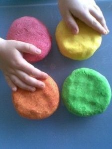 Készítsünk gyurmát!