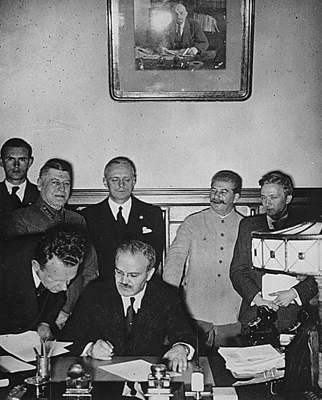 Titkos tárgyalások Anglia és Németország között