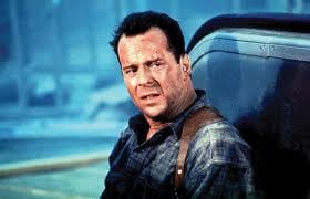 Még drágább az életed (Die Hard 2)