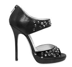 A földön jár, vagy a csillagok között?  avagy milyen sarkú és talpú cipő az egészséges?