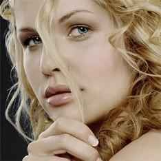 Milyen taktikákat alkalmaz a nő a csábításhoz?