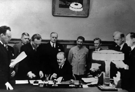 Angol-Francia-Szovjet diplomáciai közeledés