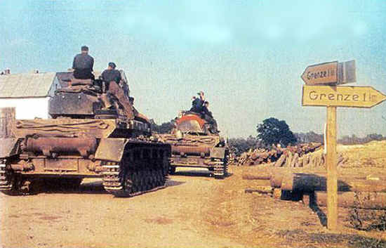 Az antifasiszta szövetség megtámadása (1943. JÚLIUS-1944. DECEMBER)